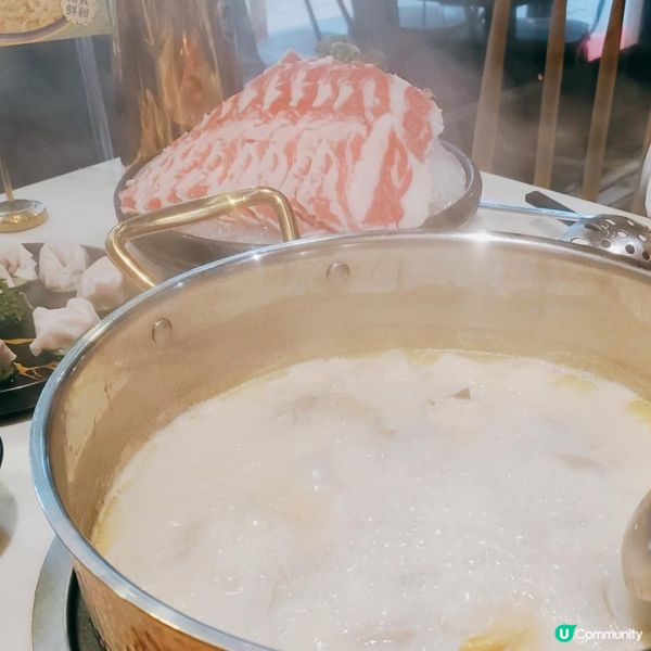 🍲通關即去！🍚人氣豬肚雞鍋+金沙臘味煲仔飯🍲