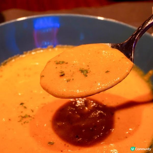 【飲食】灣仔．富有香港本土特色的高質隱世扒房｜後街牛扒