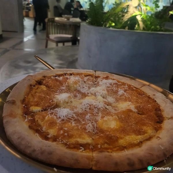 集餐廳、酒吧同埋文化展覽嘅全新概念店