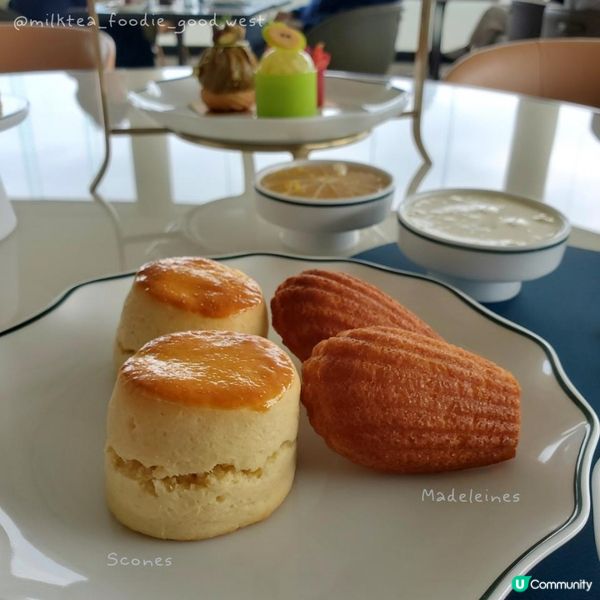 180度迷人維港景色下午茶