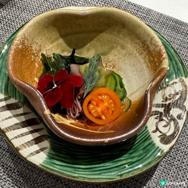 白色調清新風格的廚師發辦 《Hiru Omakase 日》