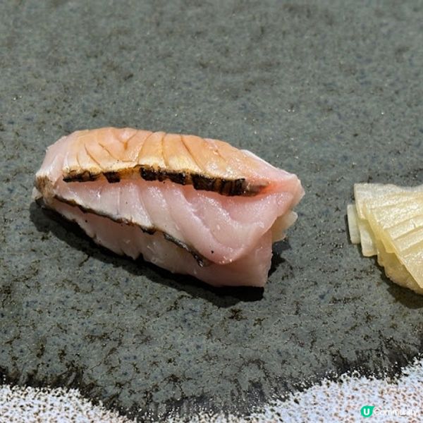 白色調清新風格的廚師發辦 《Hiru Omakase 日》