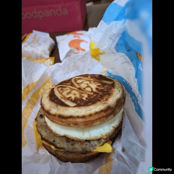 大熱香港麥當勞McGriddles開箱！楓糖班戟漢堡好香口，...