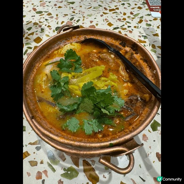 今日去?尖沙咀厚福街?春城銅鍋米線度食晚餐,叫?個肉眼筋酸辣...