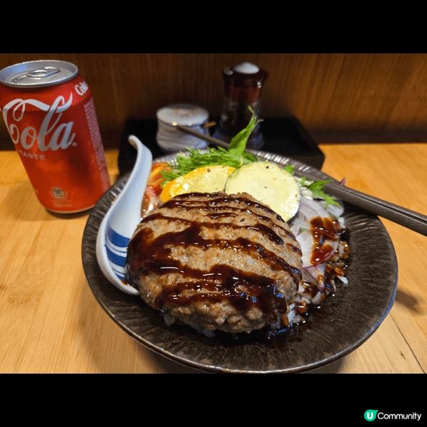 位於北角七姊妹道?二十道，是一間小型居酒屋，除拉麵出是鎮店名...