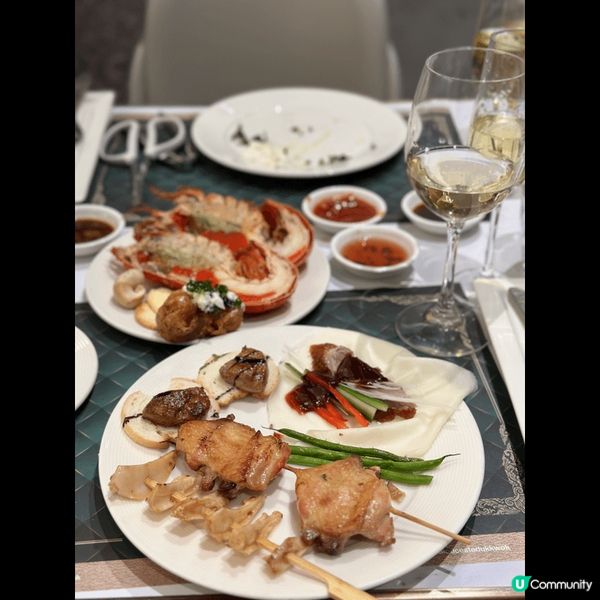 六國酒店的Le Menu自助餐，極之豐富，有盡不少港式美食，...