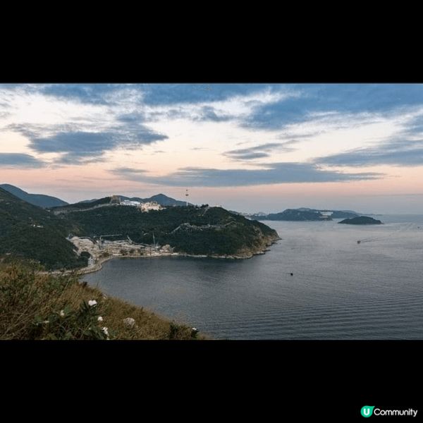 我會推介玉桂山，玉桂山山頂?空地廣闊，景觀開揚，可以對望海洋...