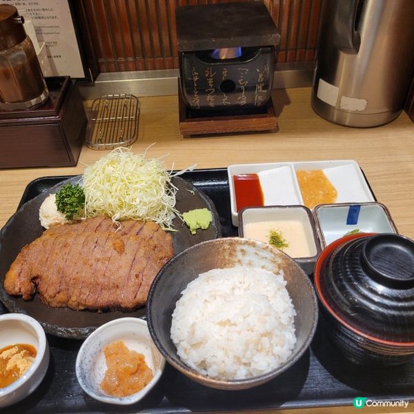 淺草雷門人氣炸牛排 Asakusa Gyuukatsu