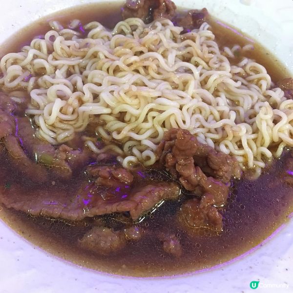 沙嗲牛肉麵最經典既茶餐廳港式美食