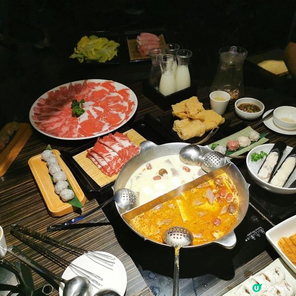 超豐富嘅鴛鴦超豐富嘅鴛鴦鍋打邊爐  食物種類繁多  選擇有多...