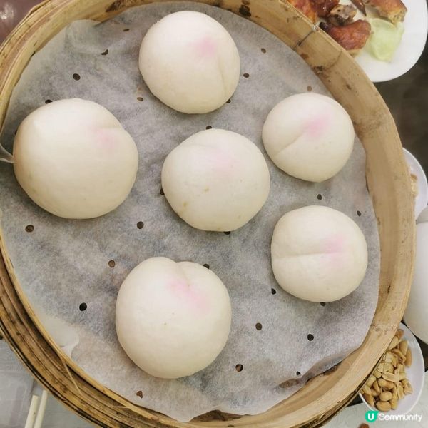 中式中式壽宴生日  壽桃包壽桃包多數有蓮蓉餡  蛋黃蛋黃有時...