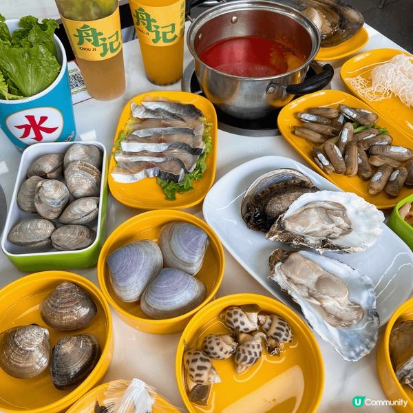 召集海鮮控?鄰近羅湖口岸有間平價海鮮火鍋店，坐地鐵一個站就到...