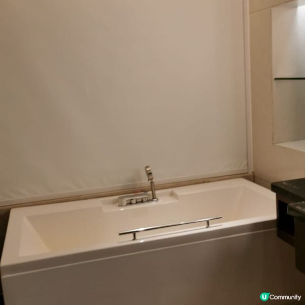 🎈酒店嘅浴室除咗有企缸仍然有浴缸淨啊,可以影相打卡,又可以浸...