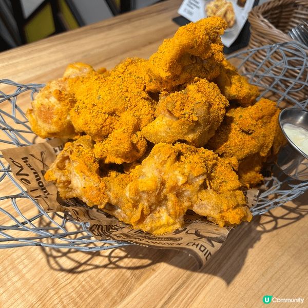 落銅鑼灣食炸雞，我地去左Bhc chicken ，係一間韓式...