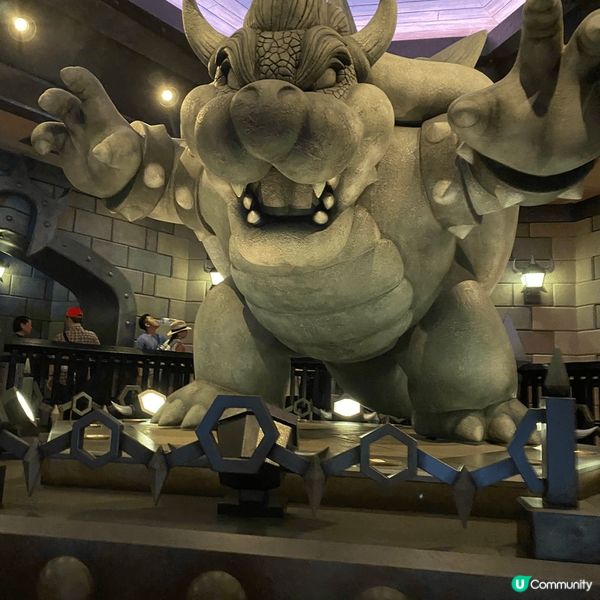 去日本環球影城一定要去玩呢個係Mario園區的庫巴的挑戰，超...