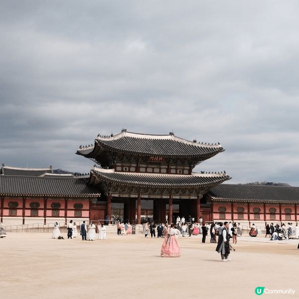 韓國首爾的景福宮，穿韓服可以免費入場，好有大長今的感覺！