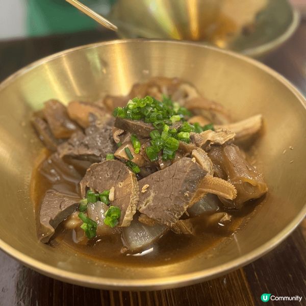 澳門茶餐廳，牛雜超好食，蘿蔔炆得好腍，好入味，還有超邪惡炸雞...