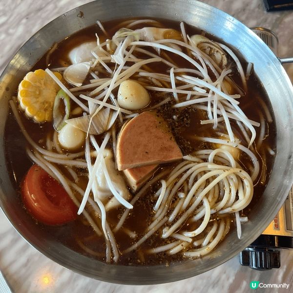 101手工涮涮鍋，一人一鍋，可以揀3樣配料，仲包左一杯特色手...