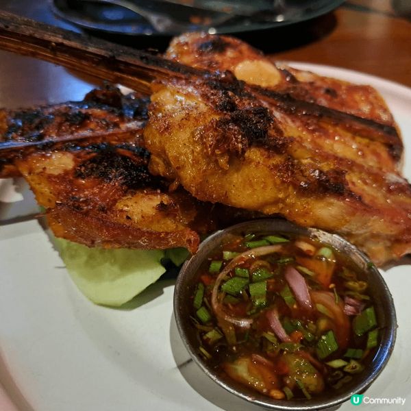 泰北名菜炭烤雞腿肉，香味樸鼻又夠juicy而且明顯不會是冷藏...