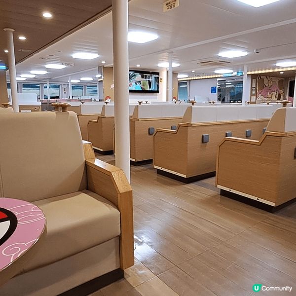 到小豆島，坐慢船，能讓你在船程中有新體驗。