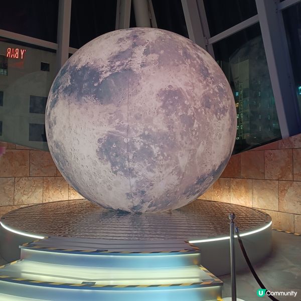 ## 月圓人團圓，朗豪坊設4.5米高月亮裝置及郵筒🌕