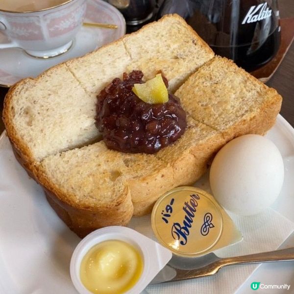 小倉紅豆多士，多士外脆內軟，加上豆沙蓉不過甜不錯👍🏼