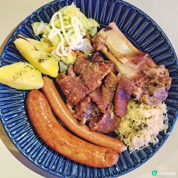 德式🇩🇪小木🪟屋風🏠酒吧🍺餐廳