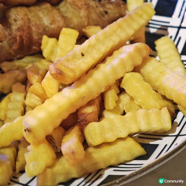 德式🇩🇪小木🪟屋風🏠酒吧🍺餐廳