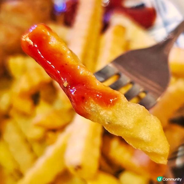 德式🇩🇪小木🪟屋風🏠酒吧🍺餐廳