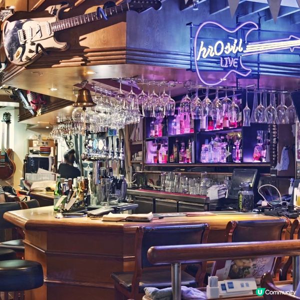 德式🇩🇪小木🪟屋風🏠酒吧🍺餐廳