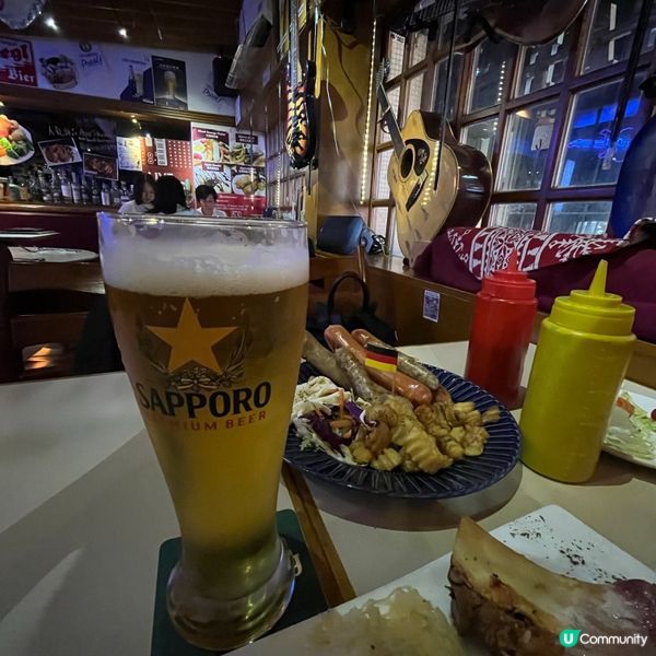 [勞蘇食]德國風情木屋酒吧🍺