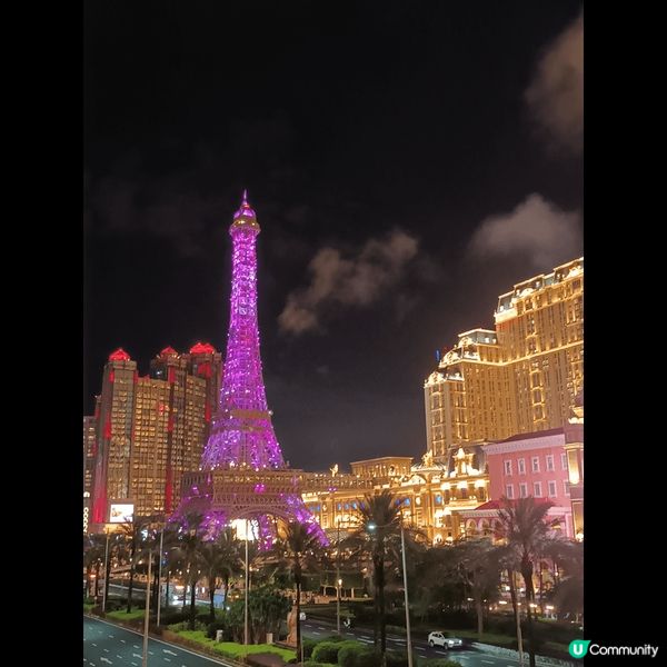 去澳門巴黎人旅遊。。唔洗坐長途機就好似置身法國一樣。。大滿足...