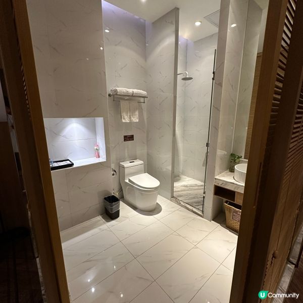 緊鄰東門步行街．人均港元140/晚．極高CP值