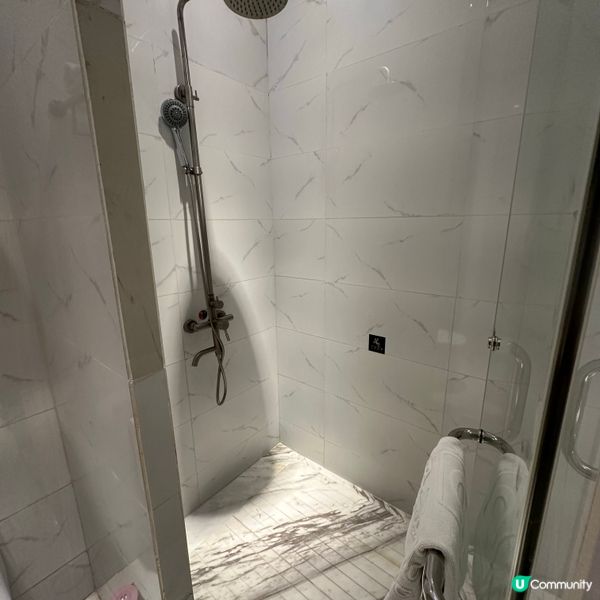 緊鄰東門步行街．人均港元140/晚．極高CP值