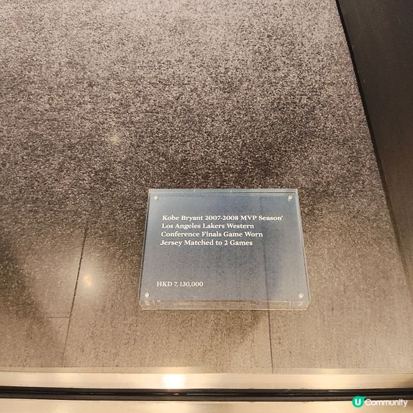 著名拍賣行蘇富比，剛剛於香港中環置地遮打新開一個大型藝廊，免...