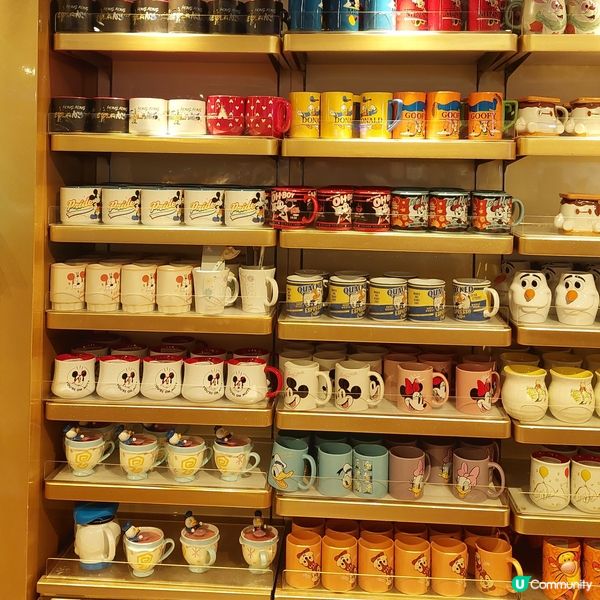 香港廸士尼商店（香港機場閘內）