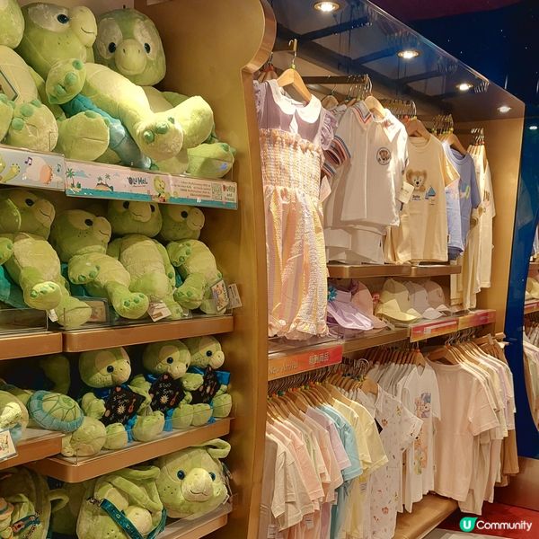 香港廸士尼商店（香港機場閘內）