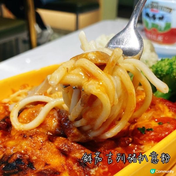 【美食】不得不試 吉列豬扒鮮茄焗飯 •紅磡新晉茶餐廳