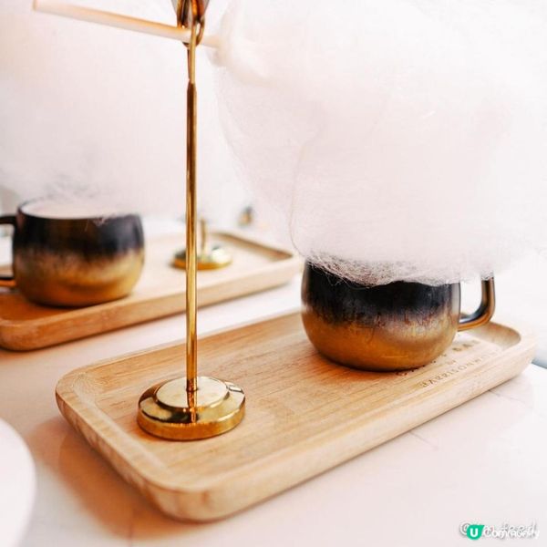 時裝設計師撈過界，黑白型格餐廳，寵物友善...