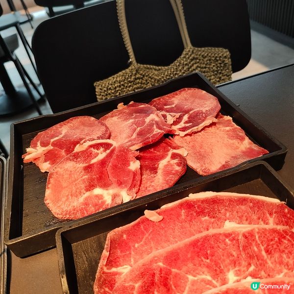 位於大角咀利奧坊嘅Eaaat here, 主打日式火鍋、鐵板...