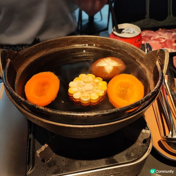 位於大角咀利奧坊嘅Eaaat here, 主打日式火鍋、鐵板...