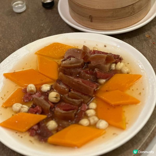 蜜汁火方,配搭造型都非常精緻,啱晒打卡嘅人!人生就是充滿美食...