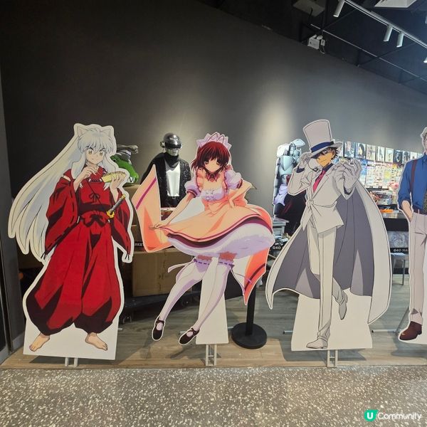 曝露年紀：中間女仔係百變小櫻嗎？