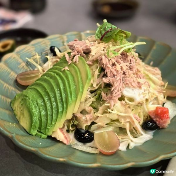 牛油果吞拿魚沙律