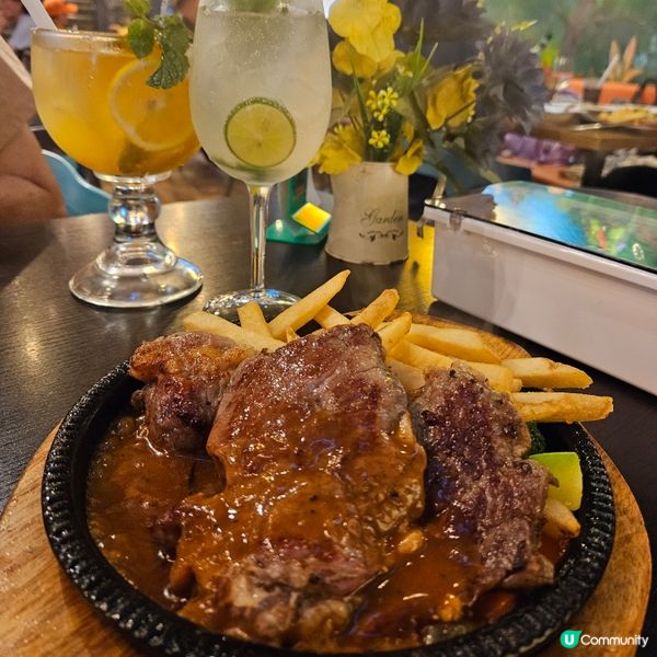 食飯睇戲兩不誤 🎬🍟