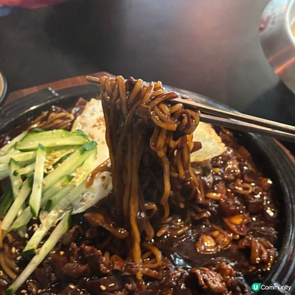 中環🇰🇷韓國人主理餐廳😝大大份嘅韓式料理😲飽到傻‼️