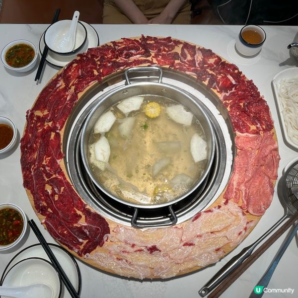 大牛火鍋 招牌大滿貫牛肉火鍋極滿足