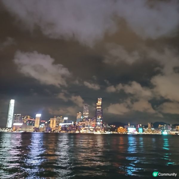 維港日景與夜景，各顯美態！