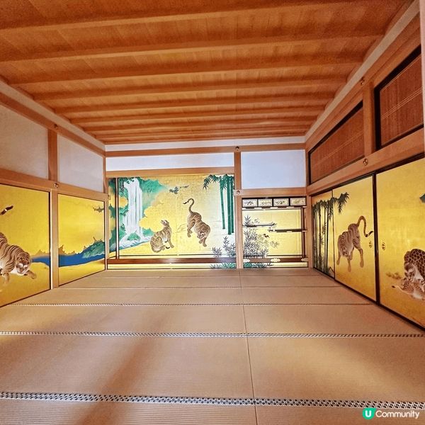 ??名古屋城堡係名古屋市嘅著名景點，佢建於1612年，係德川...