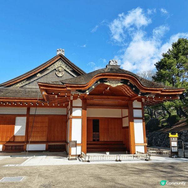 ??名古屋城堡係名古屋市嘅著名景點，佢建於1612年，係德川...